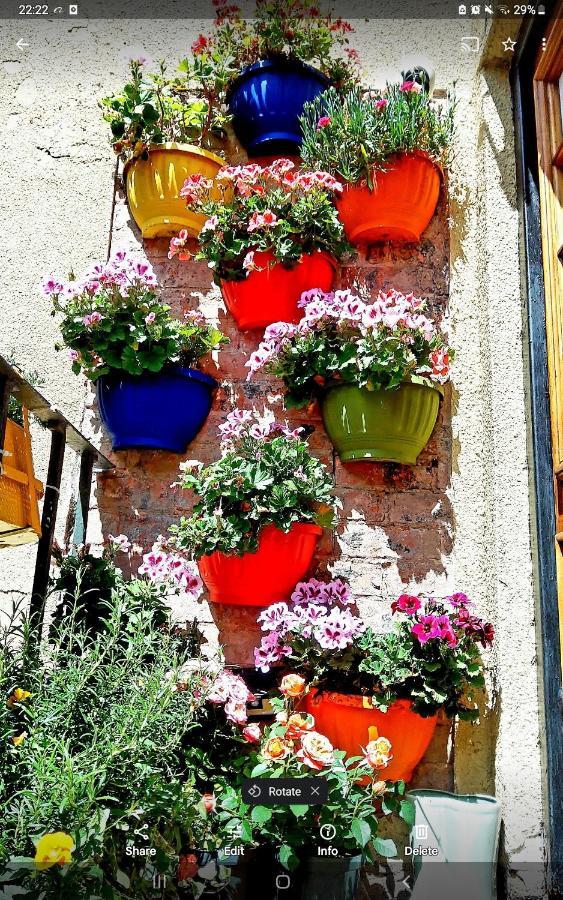 Charming Full Of Character In The Heart Southwell *